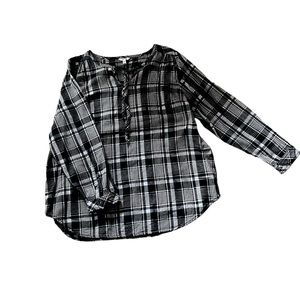 Long sleeve pullover light flannel shirt